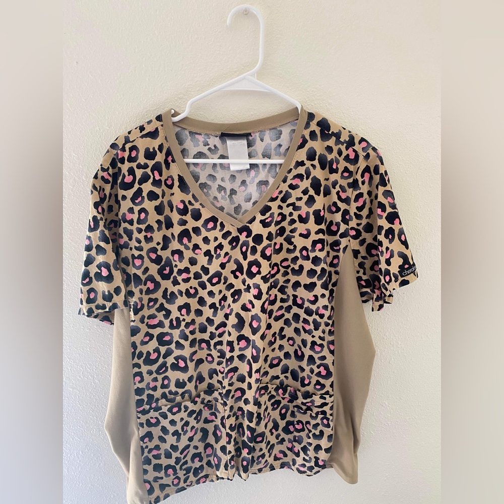 Cherokee Women’s Scrub Top